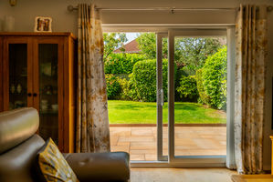 Lounge- click for photo gallery
